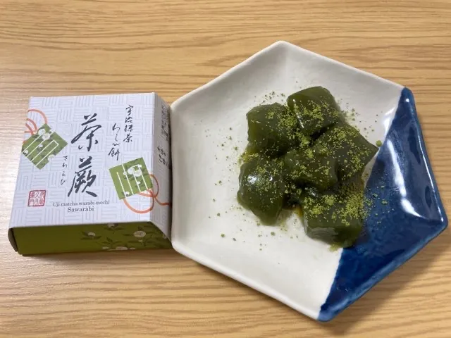 伊藤久右衛門の宇治抹茶わらび餅-抹茶が濃くてモッチリ！お取り寄せ口コミ