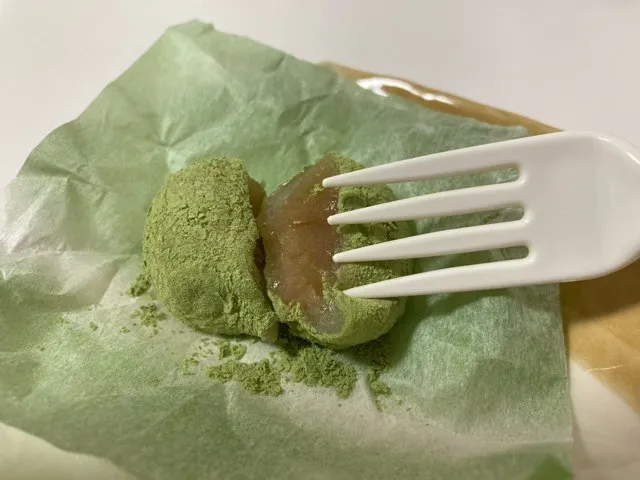 求肥はしっかり弾力のある硬さ