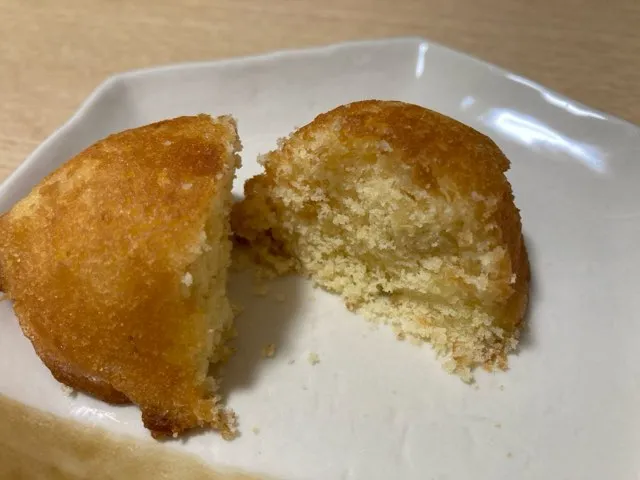レモンのピールがたくさん入っている