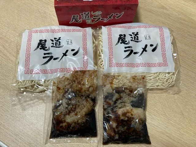尾道ラーメン人気店「壱番館」の尾道ラーメンをお土産で購入