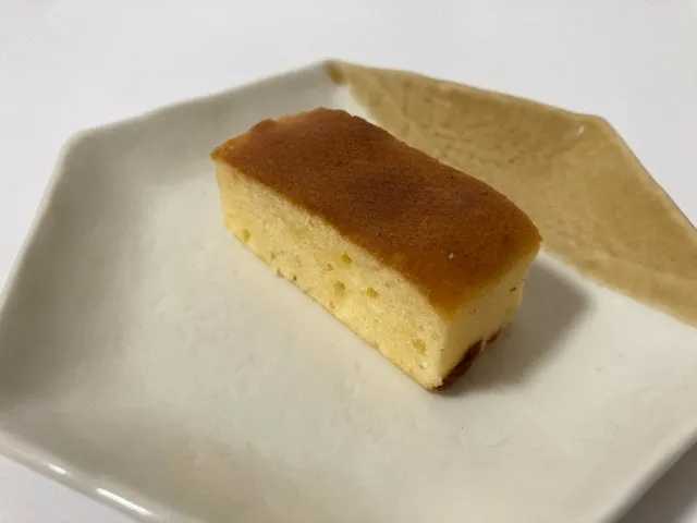 ケーキ屋さんのチーズケーキのような見た目