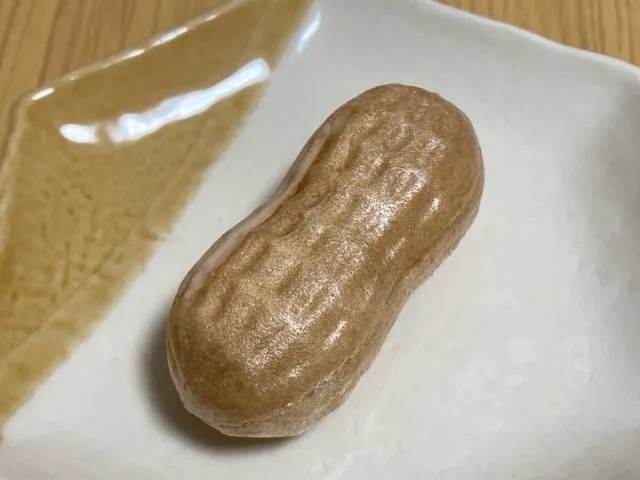 見た目が落花生でおもしろい