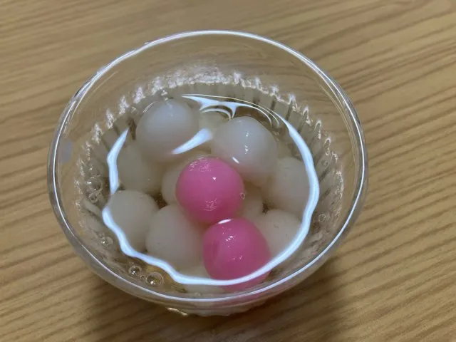白とピンクのお団子