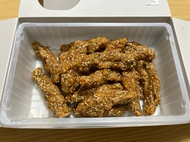 努々鶏唐揚げの中身