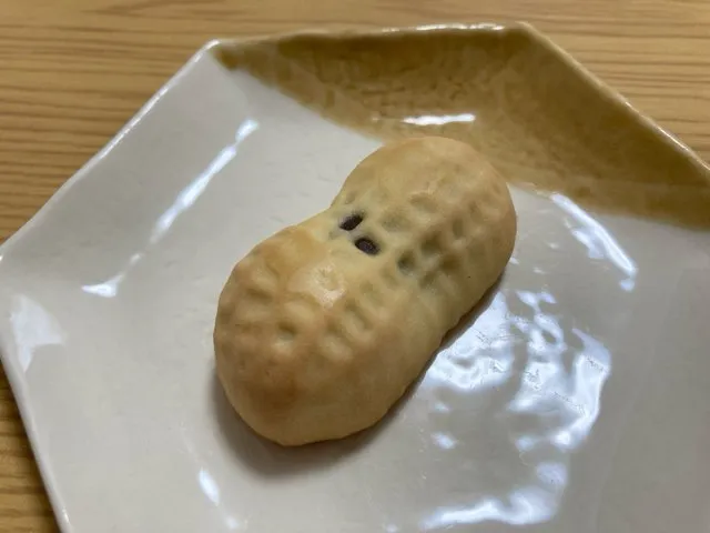 ぴーなっつの形で模様まで再現されてる!